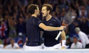 Leon Smith faces one of the biggest decisions of his Davis Cup career as his Great Britain team go into the last day of their semi-final against Argentina at the Emirates Arena in Glasgow.